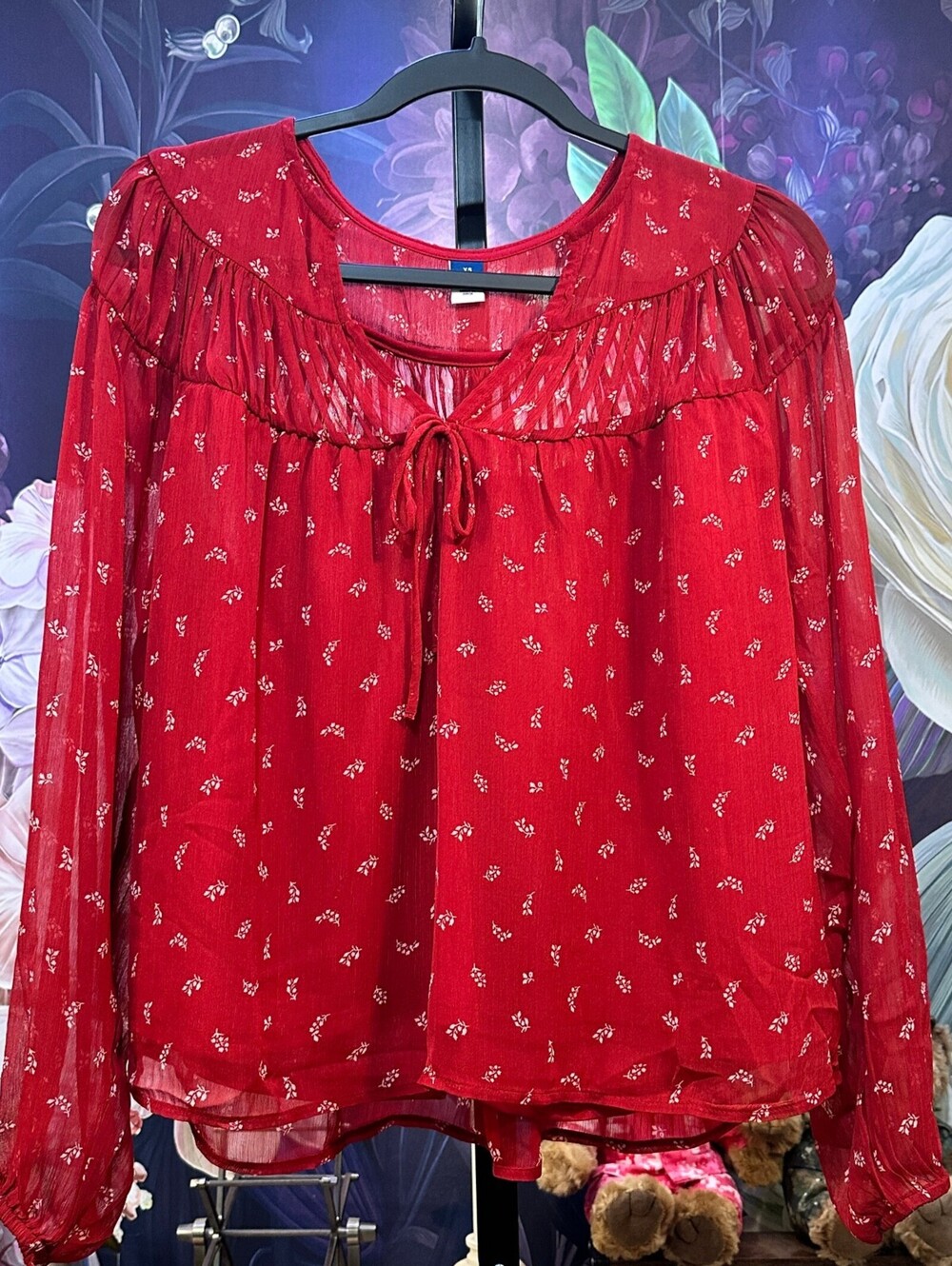 Old Navy XS Floral Print Tie Neck Gathered Yoke Blouse Statement Feminine Casual